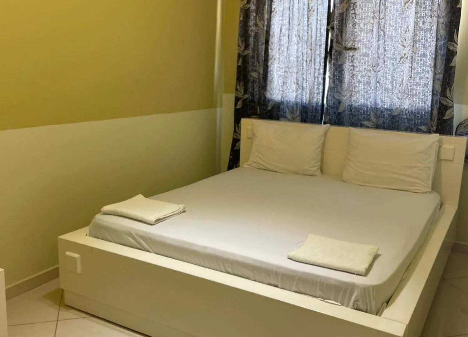 ديرمي Aris Apartments