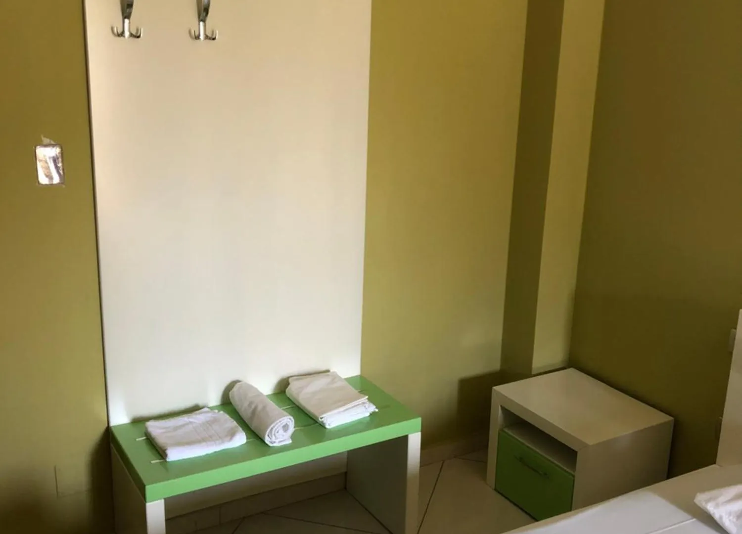 ديرمي Aris Apartments