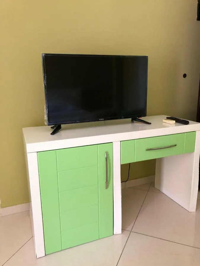 ديرمي Aris Apartments